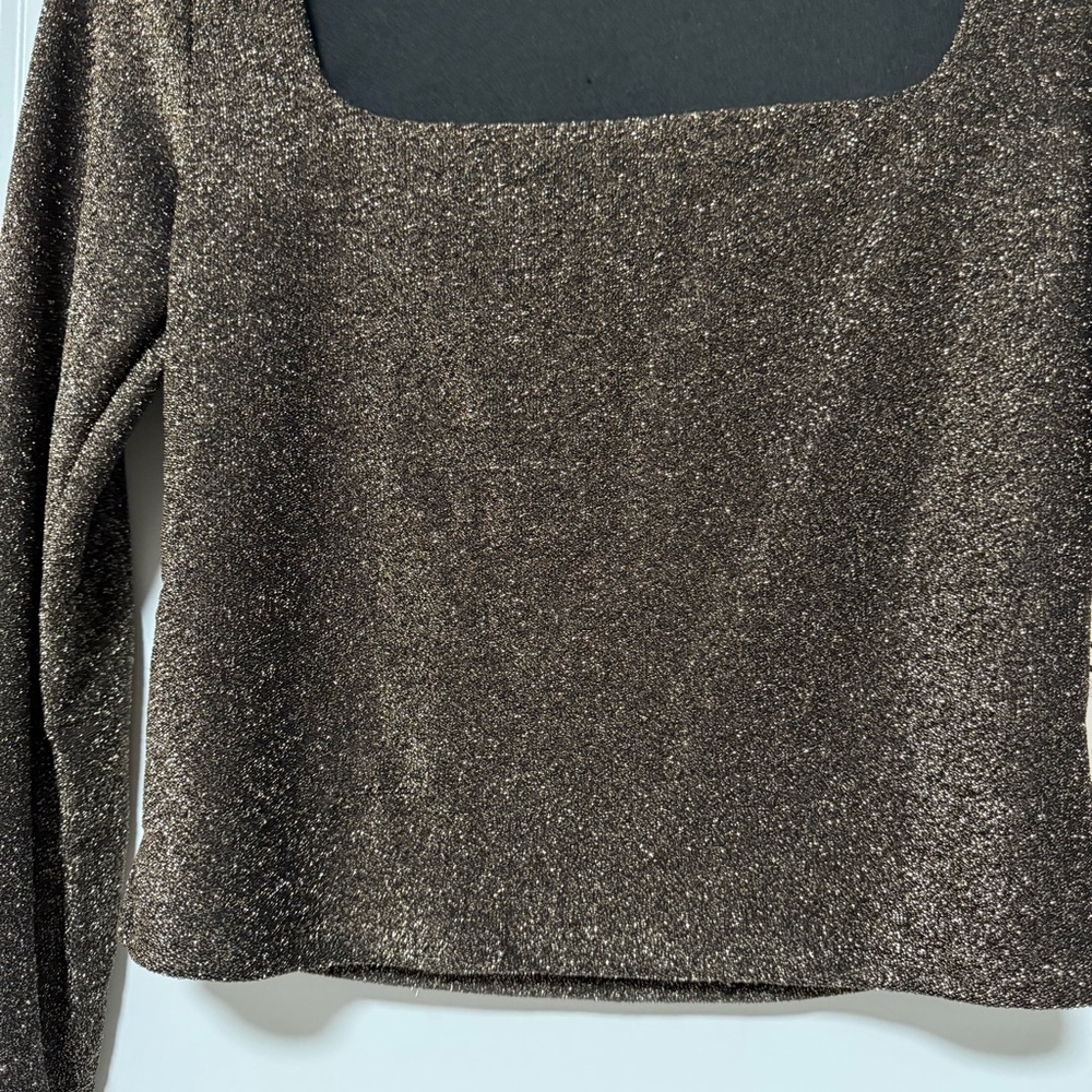 Sincerely Jules Top Shimmering Long Sleeve Blouse Medium NWT - Picture 3 of 7